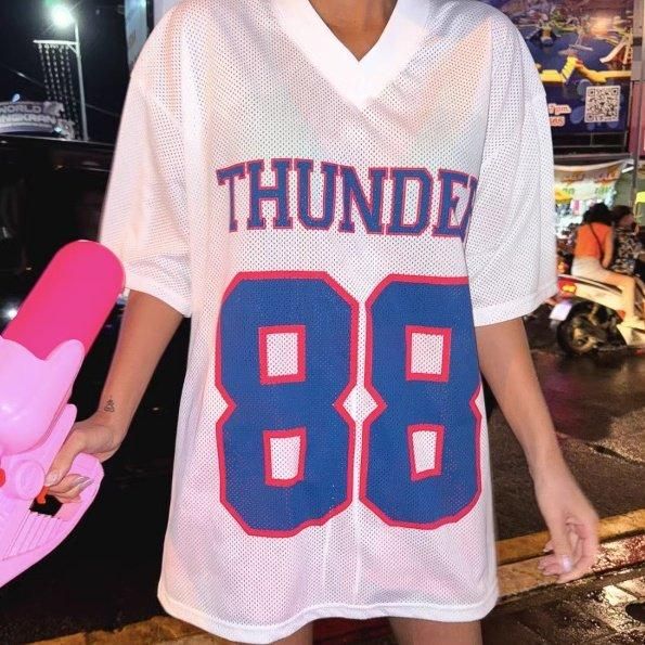 大特価】2色展開 thunder 88ロゴ オーバーサイズ 半袖 Vネック