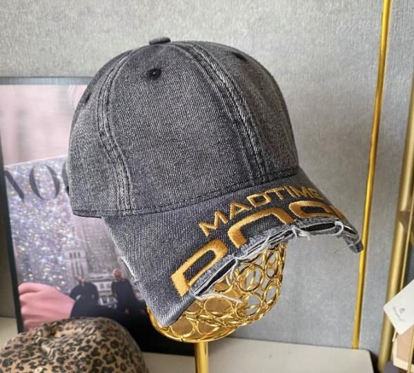 大特価】8色展開 MAD TIME フロントロゴ デニムキャップ ブロークン