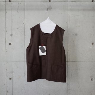 <img class='new_mark_img1' src='https://img.shop-pro.jp/img/new/icons13.gif' style='border:none;display:inline;margin:0px;padding:0px;width:auto;' />m's braque ASYMMETRY VEST-unisex/BROWN STRIPE