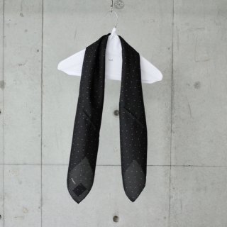 <img class='new_mark_img1' src='https://img.shop-pro.jp/img/new/icons13.gif' style='border:none;display:inline;margin:0px;padding:0px;width:auto;' />COMOLI SILK DOT SCARF-uniesx/BLACK