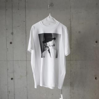 <img class='new_mark_img1' src='https://img.shop-pro.jp/img/new/icons13.gif' style='border:none;display:inline;margin:0px;padding:0px;width:auto;' />COUTURE D'ADAM PRINT T-SHIRT-unisex/WHITE