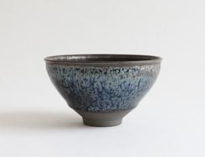 灰被天目茶碗（古谷 宣幸作）共箱 【茶道用抹茶碗】 灰被天目茶碗（古谷 宣幸作）共箱 【茶道用抹茶碗】