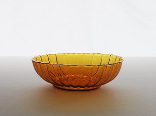 黄色菊形鉢