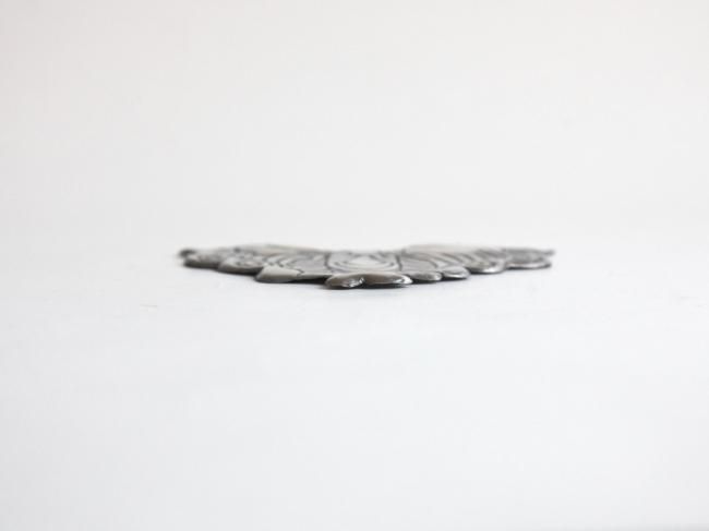 うつわやみたす　皿　アネモネ　蝶 うつわやみたす 皿 アネモネ 蝶