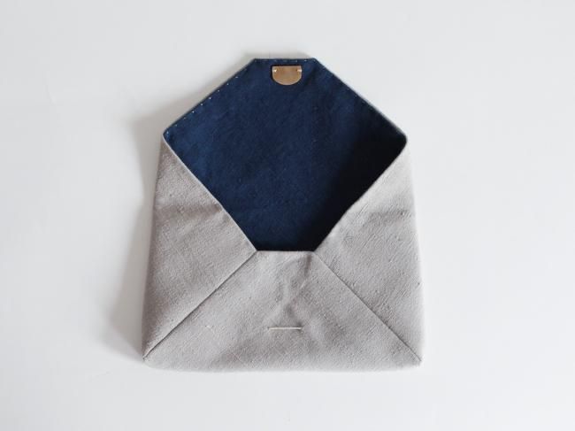 つちや。専用ページ 雷ガード付サイドタップ3AC+1USB2.4Aブラック｜YAZAWA CORPORATION