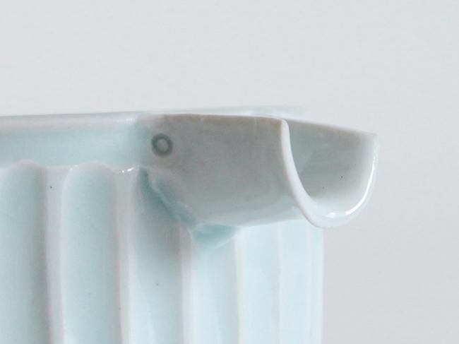 A)青白磁しのぎ文片口 - yamahon online store