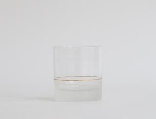 å饹