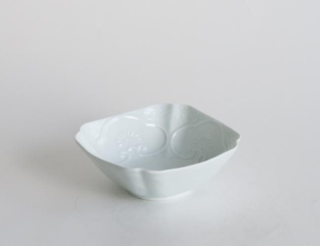 白磁陽刻如意頭文鉢 - yamahon online store