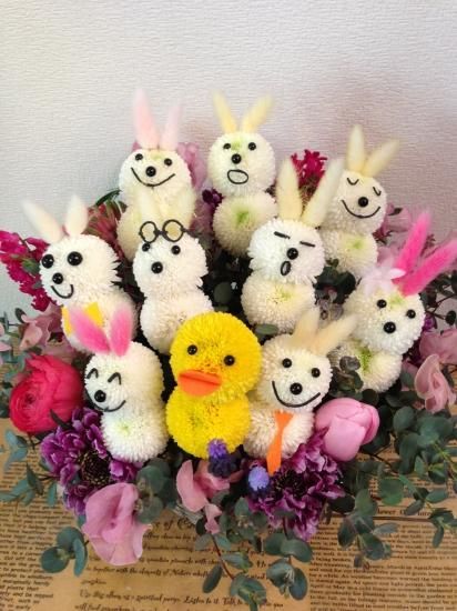 ウサギフラワーアレンジ イベントのお花 アニマルアレンジ 南青山花舎フルーリール ウサギフラワーアレンジ イベントのお花 アニマルアレンジ 南青山花舎フルーリール