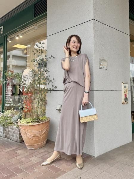 A nna Kerry アンナケリー 今期新作 ピンク タイトスカート　タグあり Anna Kerry(アンナケリー)フォトプリントロゴ7分袖Tシャツ