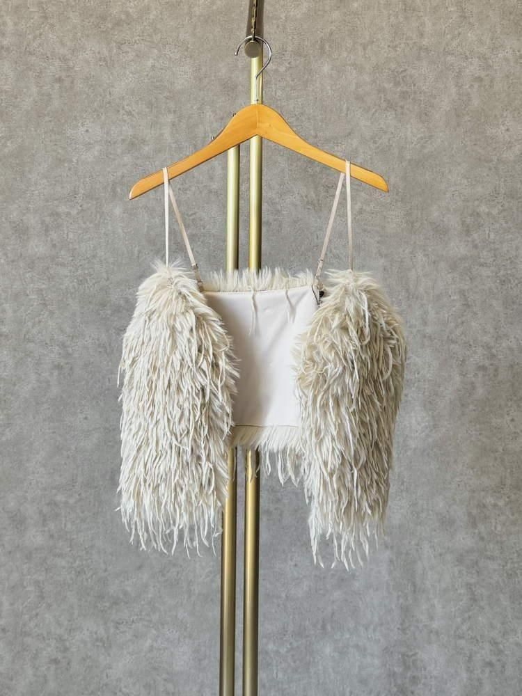 GALENA(ガレナ)羽根みたいなエコファービスチェ|30代40代からの