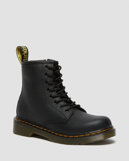 <img class='new_mark_img1' src='https://img.shop-pro.jp/img/new/icons5.gif' style='border:none;display:inline;margin:0px;padding:0px;width:auto;' />Dr MARTENS　1460 8ホールブーツ　ジュニア