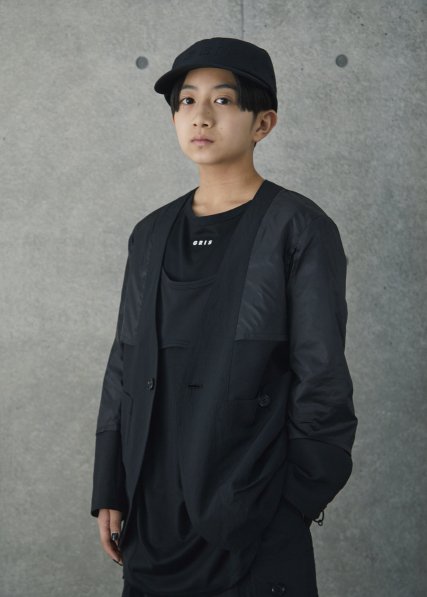 <img class='new_mark_img1' src='https://img.shop-pro.jp/img/new/icons8.gif' style='border:none;display:inline;margin:0px;padding:0px;width:auto;' />40OFFۥꡡGRIS BLACKLayered jacket