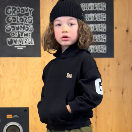 <img class='new_mark_img1' src='https://img.shop-pro.jp/img/new/icons8.gif' style='border:none;display:inline;margin:0px;padding:0px;width:auto;' />Groovy colorsGRS SKATE DOG Sweat Hoodie