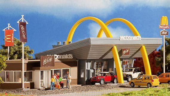 フォルマー(vollmer) ストラクチャー　マックカフェ付きマクドナルド　McDonald's with McCafe |  鉄道模型通販専門店エキサイトモデル