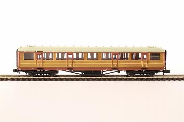 ダポール 3等コンパートメント客車 Gresley LNER Teak 3rd Class 60641