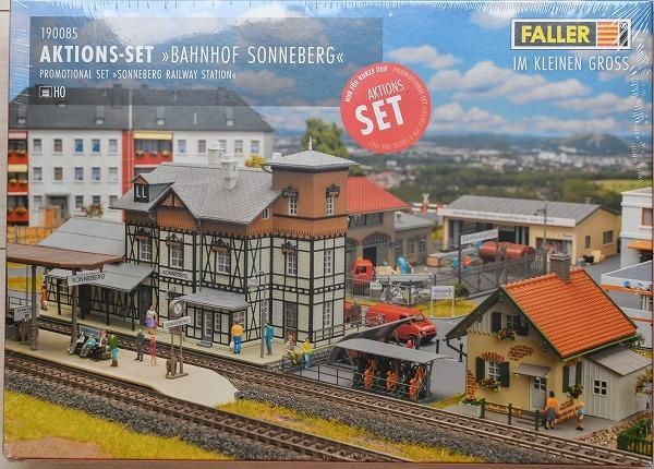 ファーラー(FALLER)ストラクチャー 駅舎 | 鉄道模型通販専門店