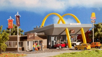 ޥåեդޥɥʥɡMcDonald's fast food restaurant with McCafé