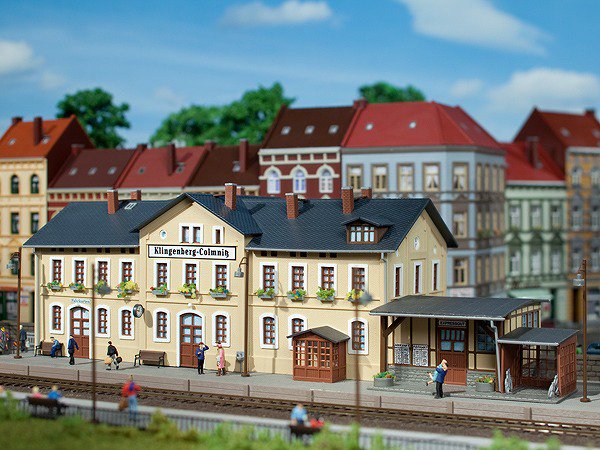 アオハーゲン(Auhagen) ストラクチャー　Klingenberg-Colmnitz station | 鉄道模型通販専門店エキサイトモデル