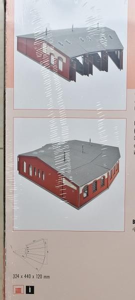 ファーラー(FALLER)ストラクチャー 扇形機関庫 | 鉄道模型通販