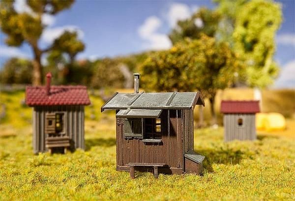 ファーラー(FALLER)ストラクチャー 鉄道保線員の小屋、道具小屋