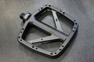 PNW LOAM ALLOY PEDALS
