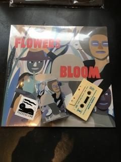 FLOWERS /BLOOM 
