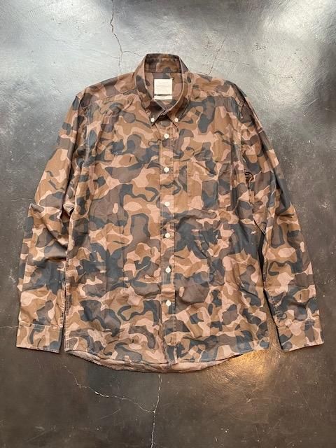 SATURDAY'S SURF NYC ARMY SHIRTS -Men's M- Used 