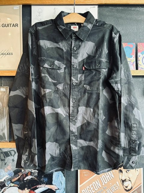 Levi's Shirts / uesd / Men's S 