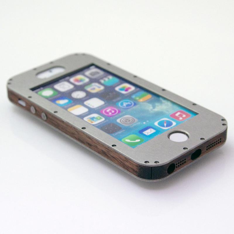 iPhone5/5Sケース　バイブレーション - [ngd.] 木と金属の融合　こだわりのものづくり