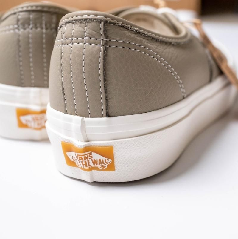 vans authentic オーセンティック　エコ　レザー26.5cm