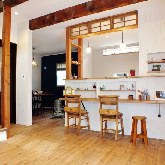 カフェ風カウンターが楽しいキッチン かわいい家photo
