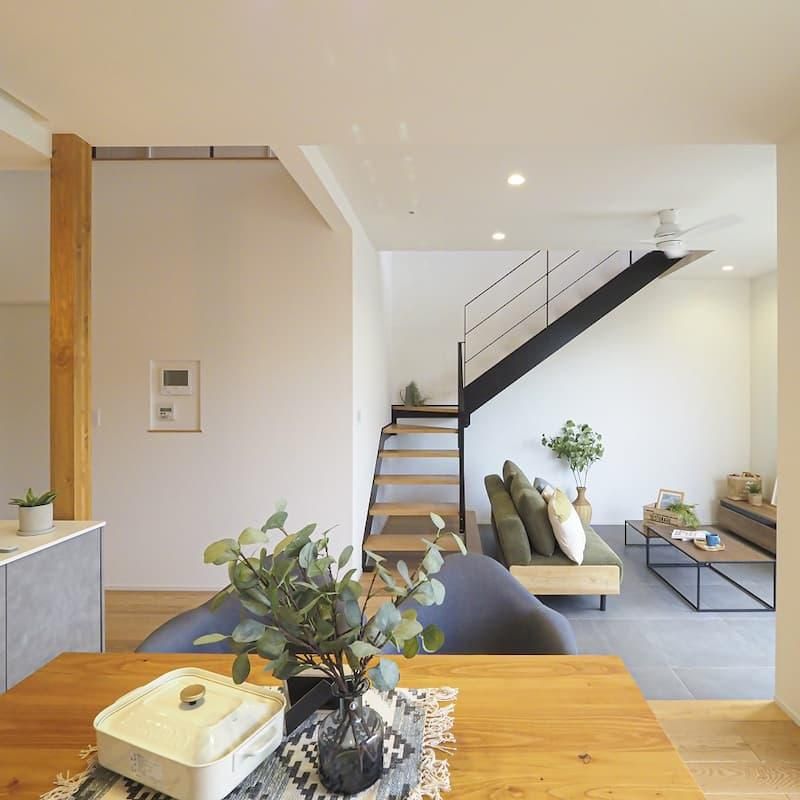 ミッドセンチュリーな家 - かわいい家photo