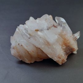マニカラン産ヒマラヤ水晶クラスターＡＡ４１３ｇ
