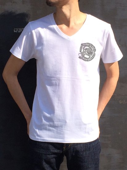 田島昭宇コラボ】V-NECK T-SHIRTS -DM- (WHITE) ※ソードフィッシュ