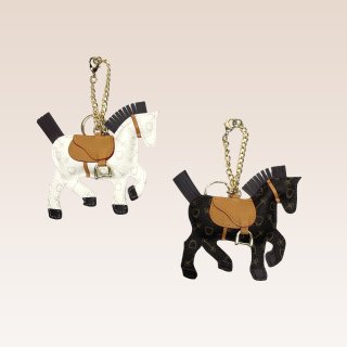 チャーム Bag charm - ホワイ 公式オンラインストア｜馬具モチーフの