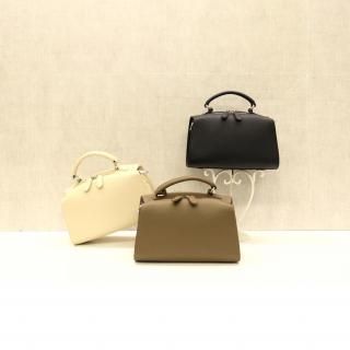 <font color=#000066>ADORNER</font>ɥ ܥ쥶ߥ˥Хå