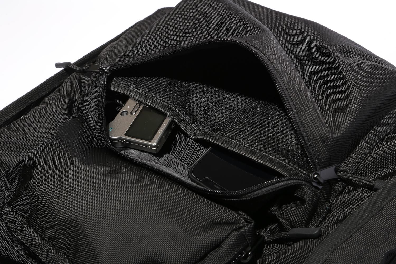 DIASPORA SKATEBOARDS [MESH KNAPSACK] (BLACK)