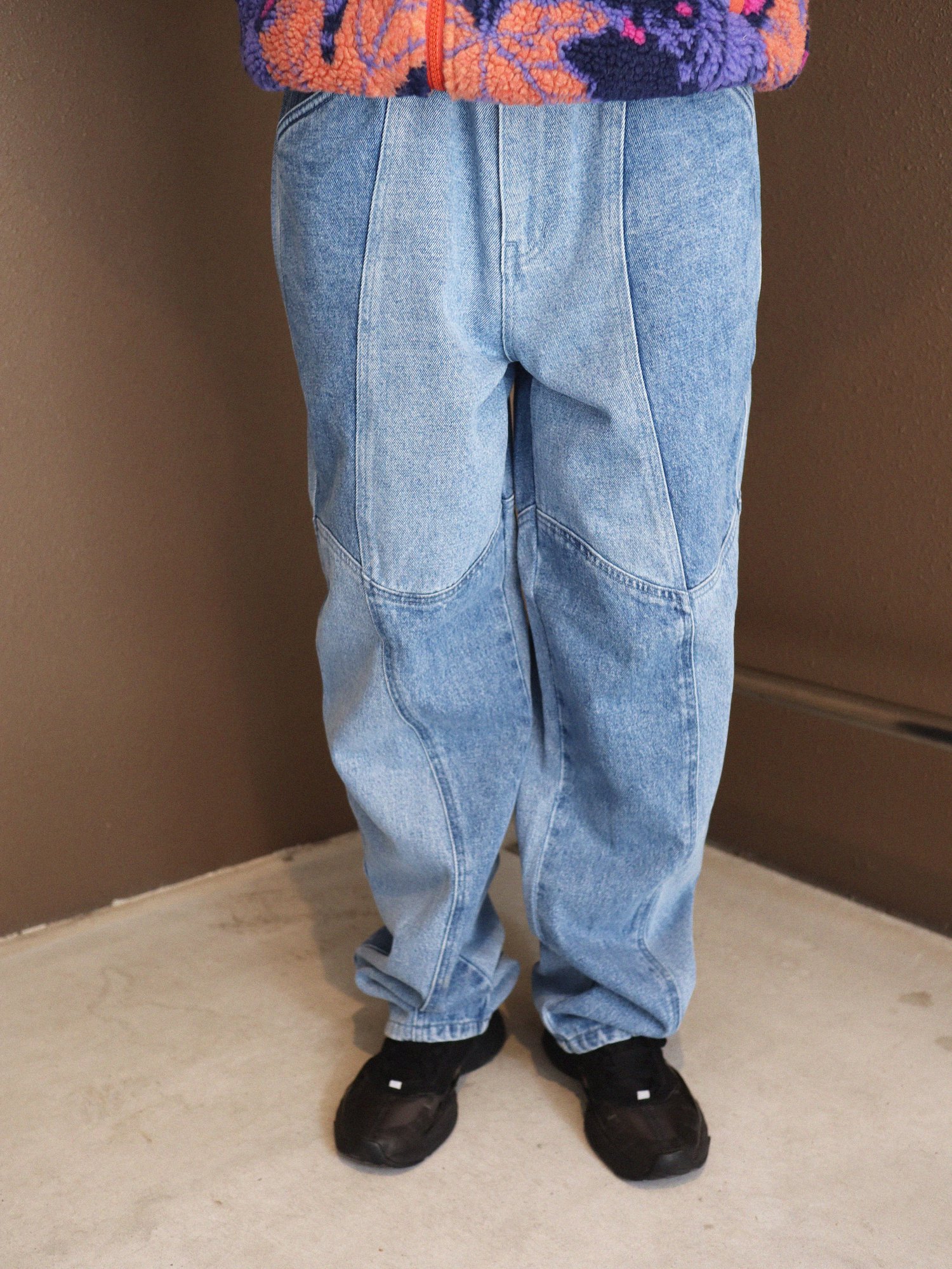 DIMEBLOCKED RELAXED DENIM PANTS - Apple Butter Store