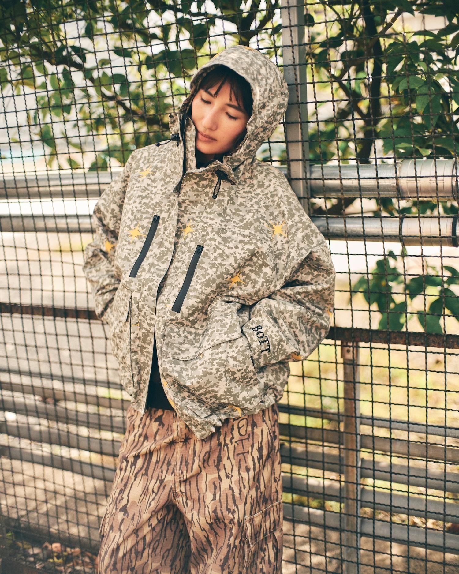 BoTT / Waterproof Utility Jacket ボット BoTT / WATERPROOF UTILITY JACKET / SLATE BLUE |