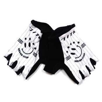 7ITA Smile Gloves White<img class='new_mark_img2' src='https://img.shop-pro.jp/img/new/icons13.gif' style='border:none;display:inline;margin:0px;padding:0px;width:auto;' />