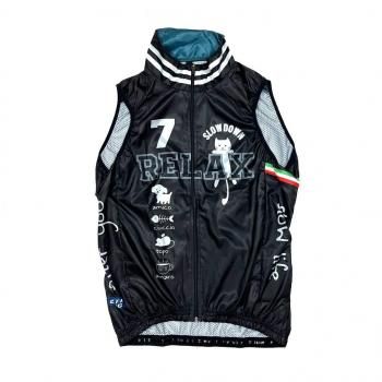 7ITA Relax Cat  Gilet Black<img class='new_mark_img2' src='https://img.shop-pro.jp/img/new/icons13.gif' style='border:none;display:inline;margin:0px;padding:0px;width:auto;' />