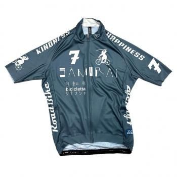 <img class='new_mark_img1' src='https://img.shop-pro.jp/img/new/icons5.gif' style='border:none;display:inline;margin:0px;padding:0px;width:auto;' />7ITA Kanji Bike Jersey Navy