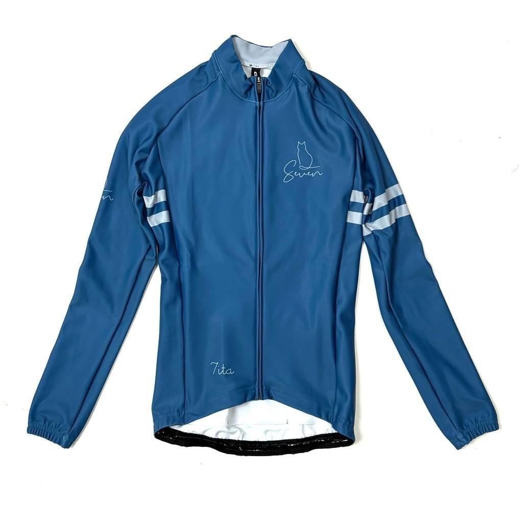 ねこページ ねこに転生したおじさん×WEGOコラボクッション – WEGO ONLINE STORE