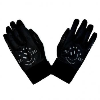 7ITA Smile Winter Gloves Black<img class='new_mark_img2' src='https://img.shop-pro.jp/img/new/icons13.gif' style='border:none;display:inline;margin:0px;padding:0px;width:auto;' />