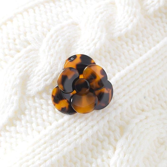   71 フラワー ブローチ 花 J256026 Akorat】真鍮ブローチ 花 BRASS BROOCH FLOWER – ハナトツキ