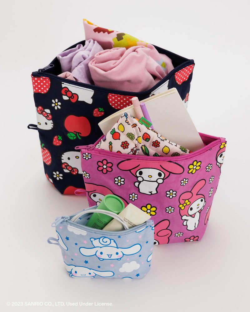 GO POUCH SET HELLO KITTY AND FRIENDS - BAGGU Japan