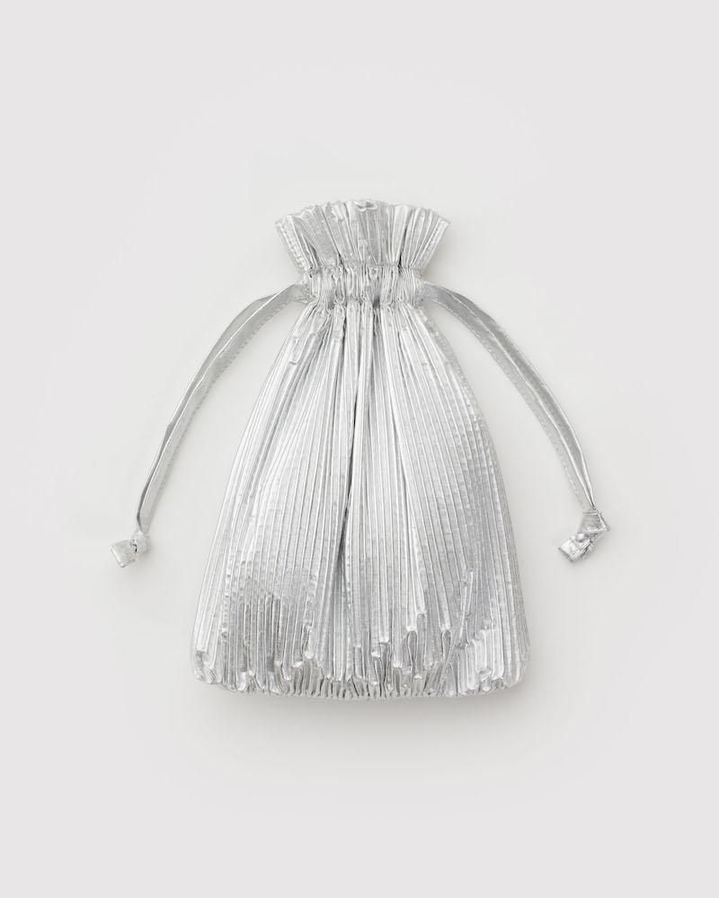 PLEATED BAGGU メ