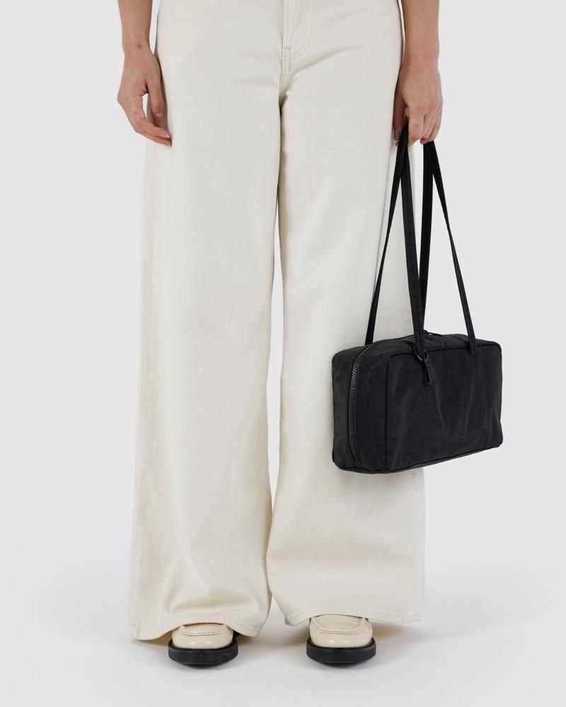 NYLON BOWLER BAG ブラック - BAGGU Japan