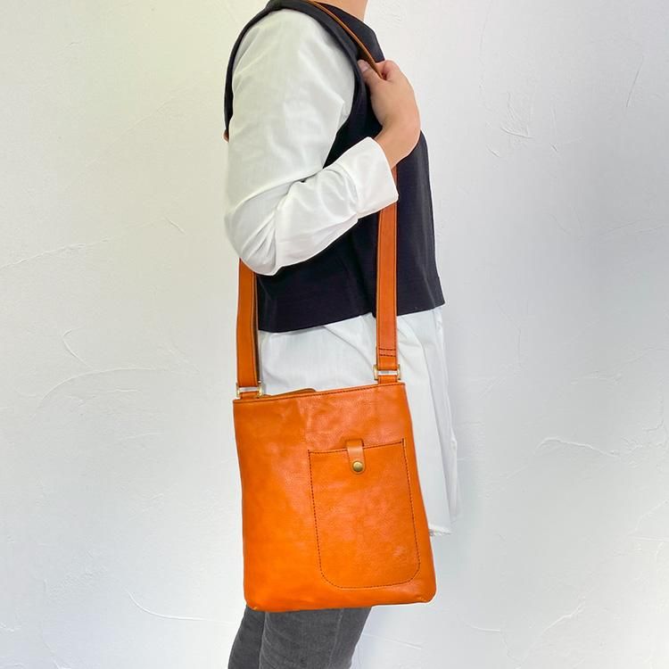 Lahella セイナショルダーバッグ L-152 日本製